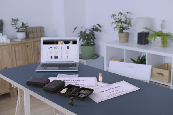 Laser Lash Pro Kit + LED Expert Online Training